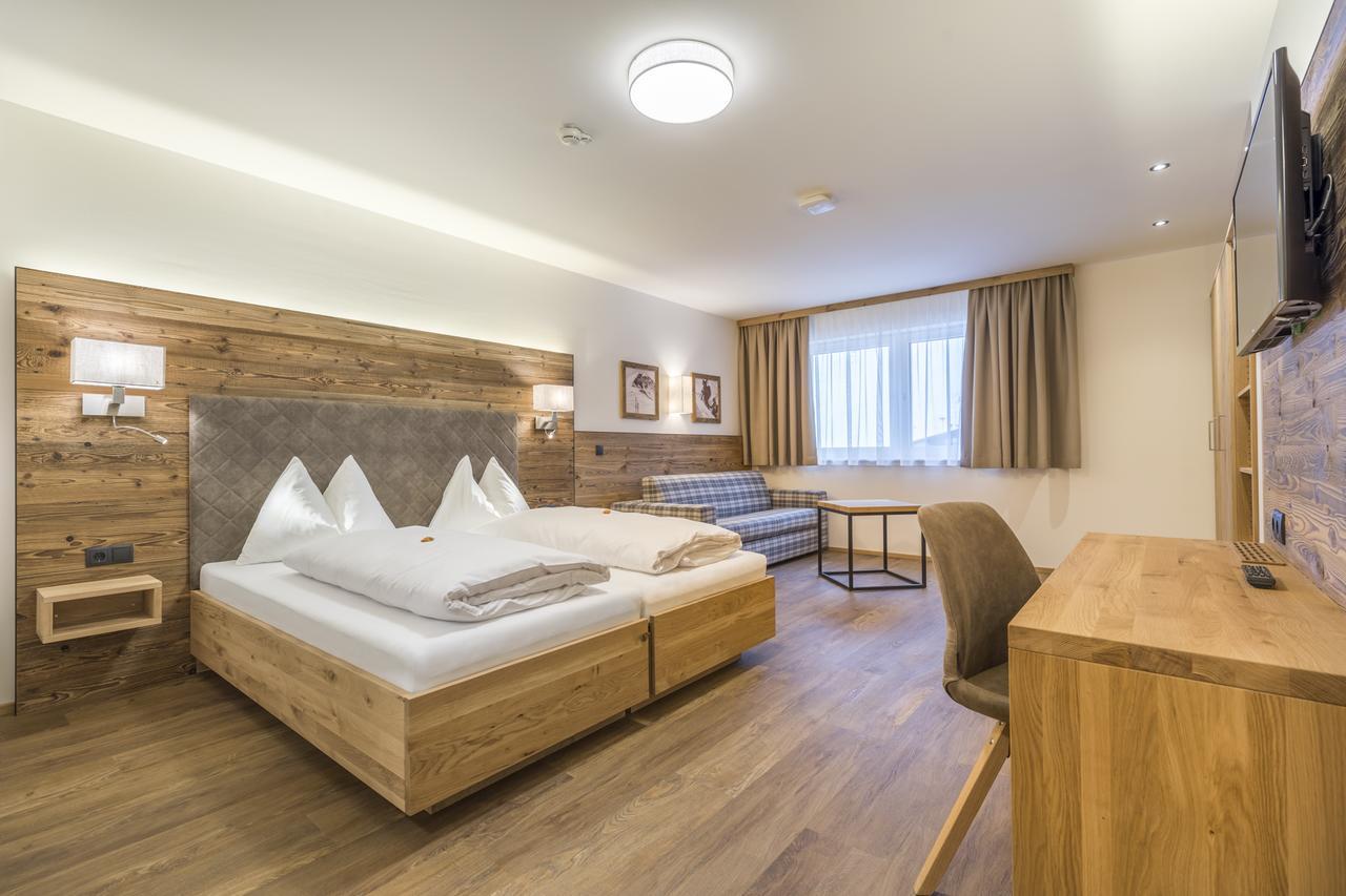 Aparthotel Ofentuerl Alpine Living Flachau